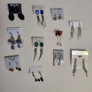 Lot of 11 Pair /Earrrings Vintage‎ Dangle, Colorful, Party Eye catching Jewelry